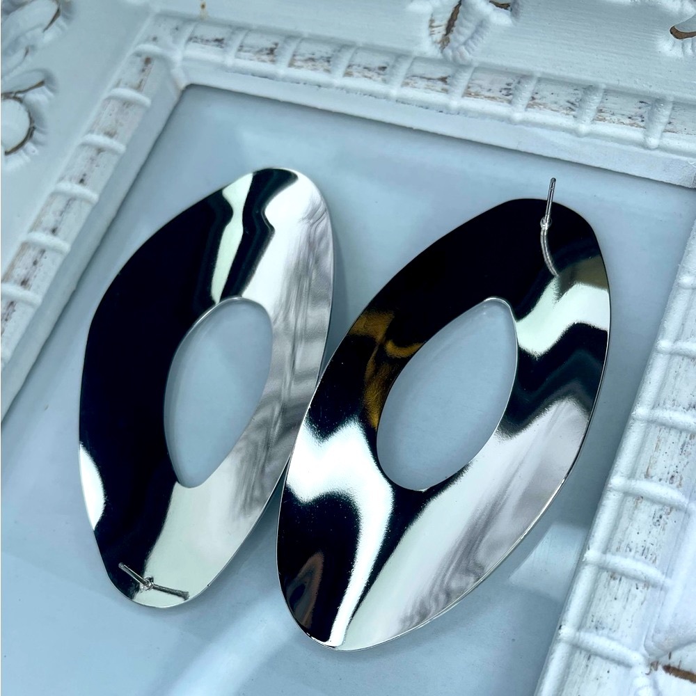 New ~ Silver Oversize Round Earrings